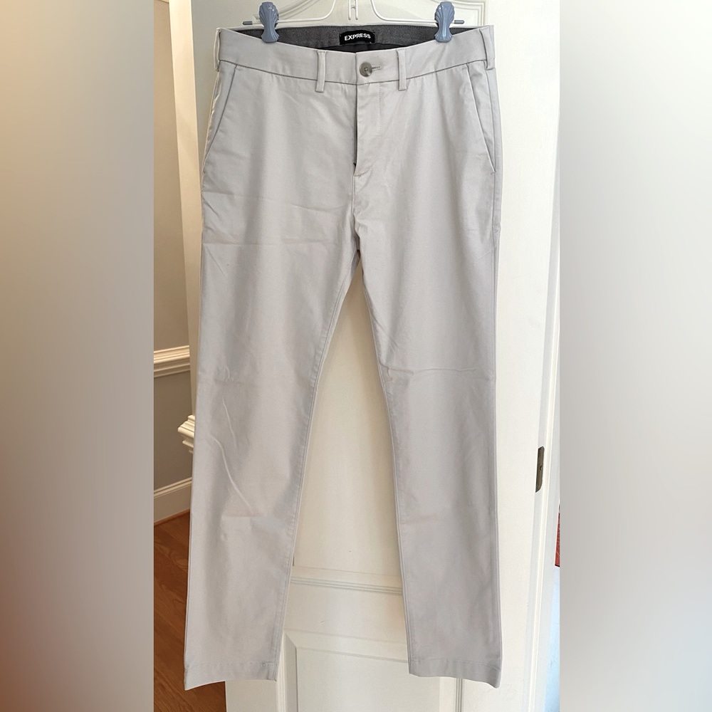 Men’s Hyper Stretch, Skinny dress pants 29x32, like new!